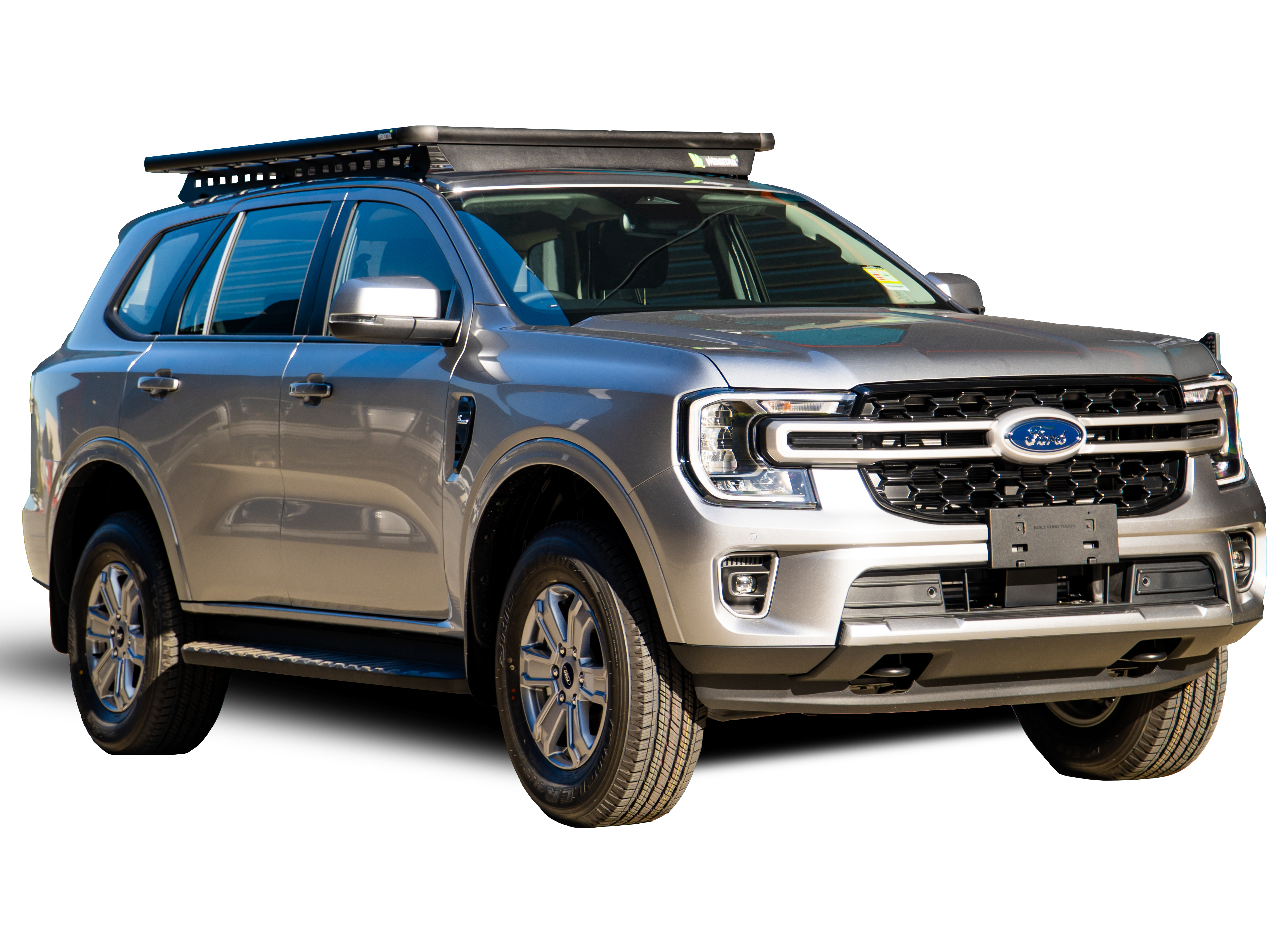 Ford Everest hero image showing the Everest with a Wedgetail platform roof rack installed.